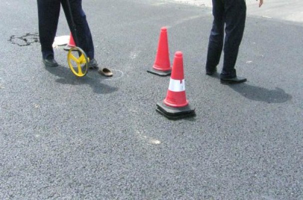 Un copil de 5 ani, victima unui accident rutier: a traversat prin loc nepermis